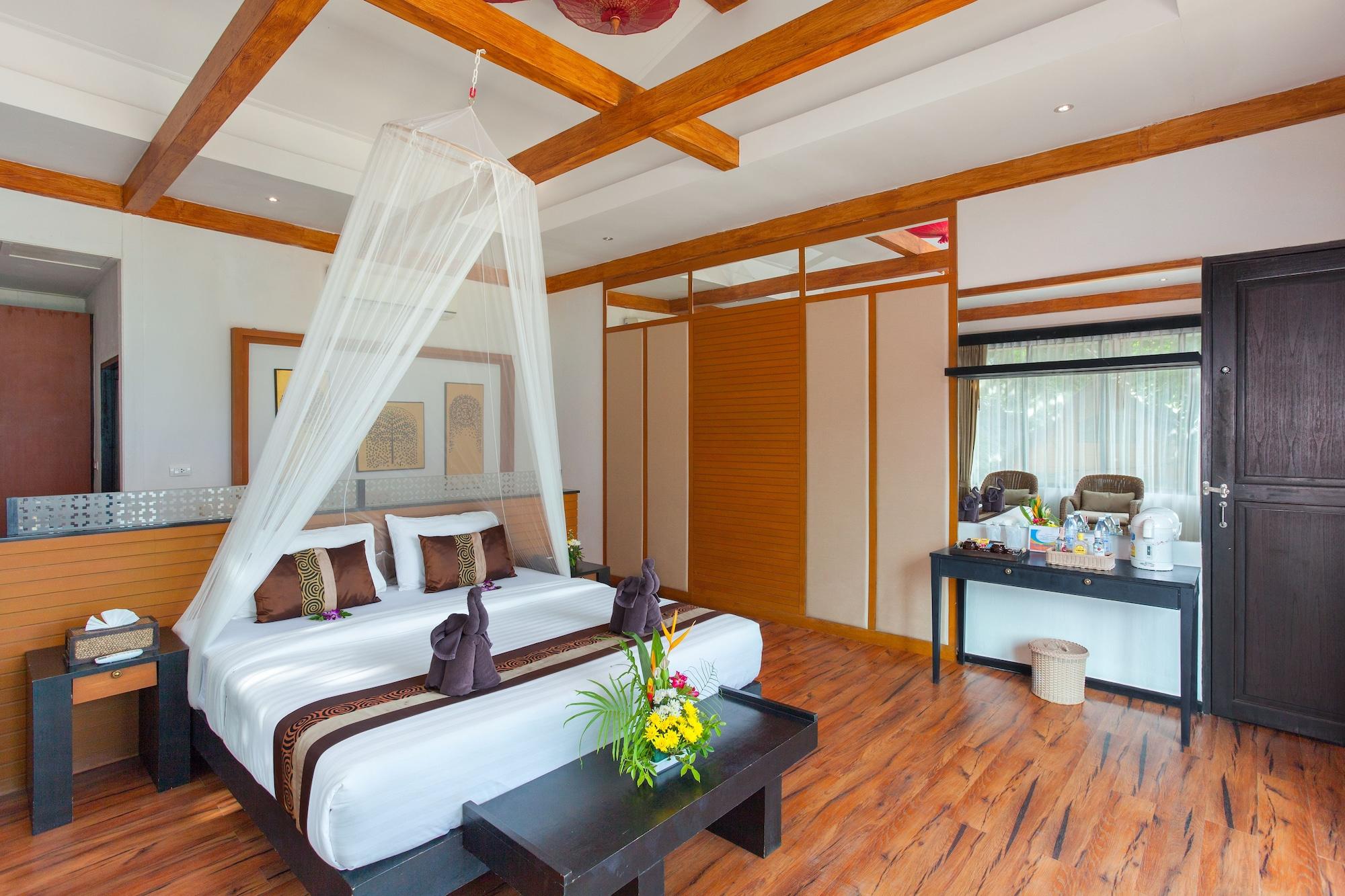 Phi Phi Long Beach Resort & Villa Exterior photo