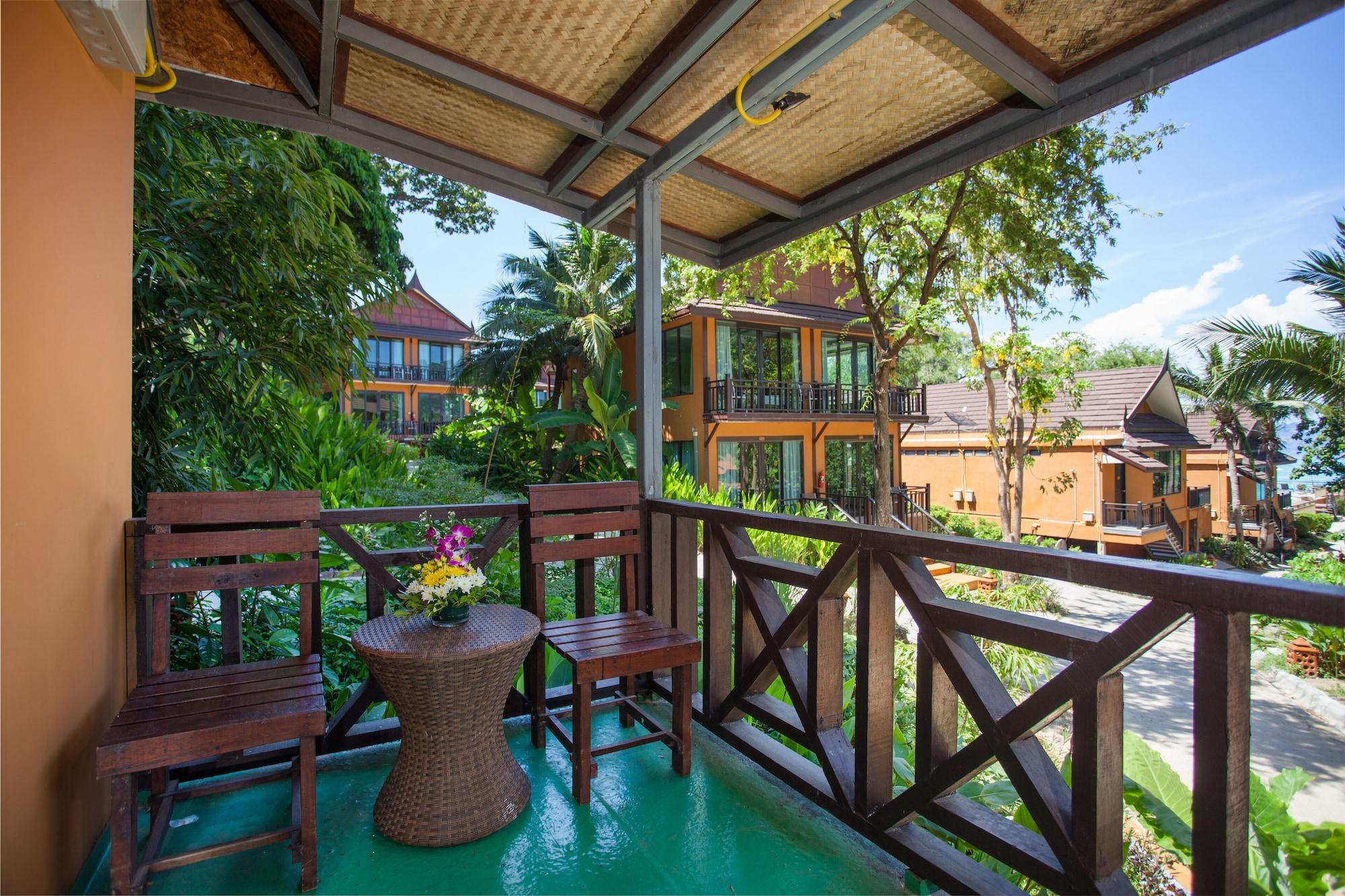 Phi Phi Long Beach Resort & Villa Exterior photo
