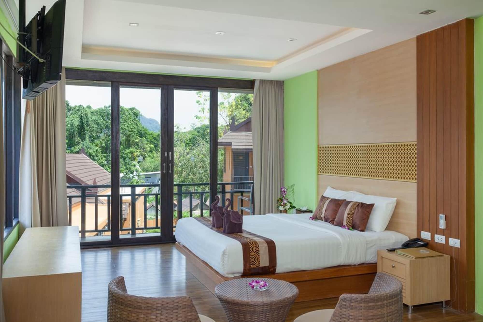 Phi Phi Long Beach Resort & Villa Exterior photo
