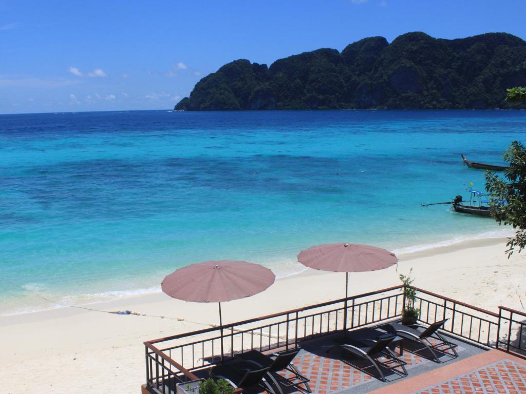 Phi Phi Long Beach Resort & Villa Exterior photo
