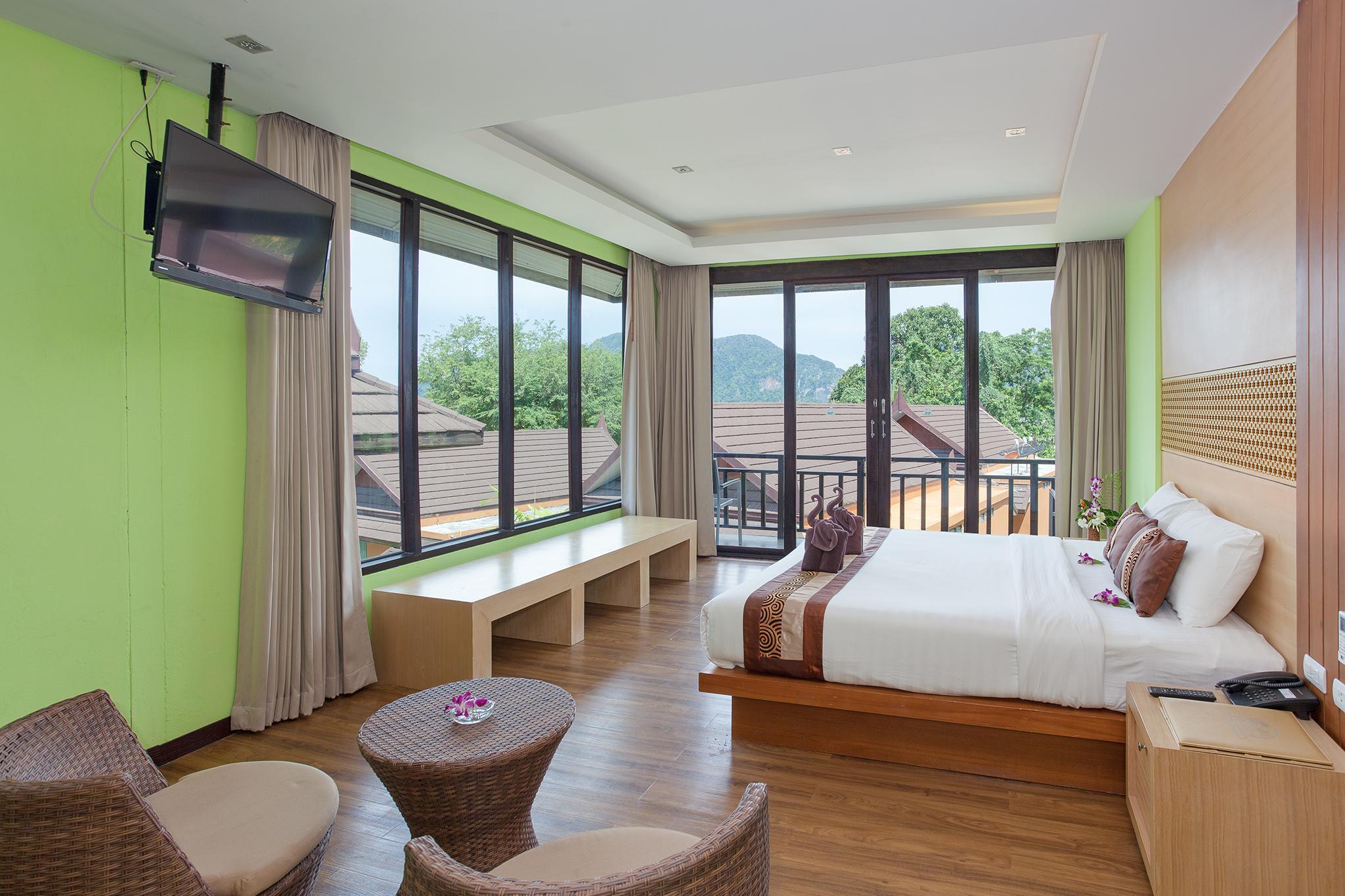 Phi Phi Long Beach Resort & Villa Exterior photo
