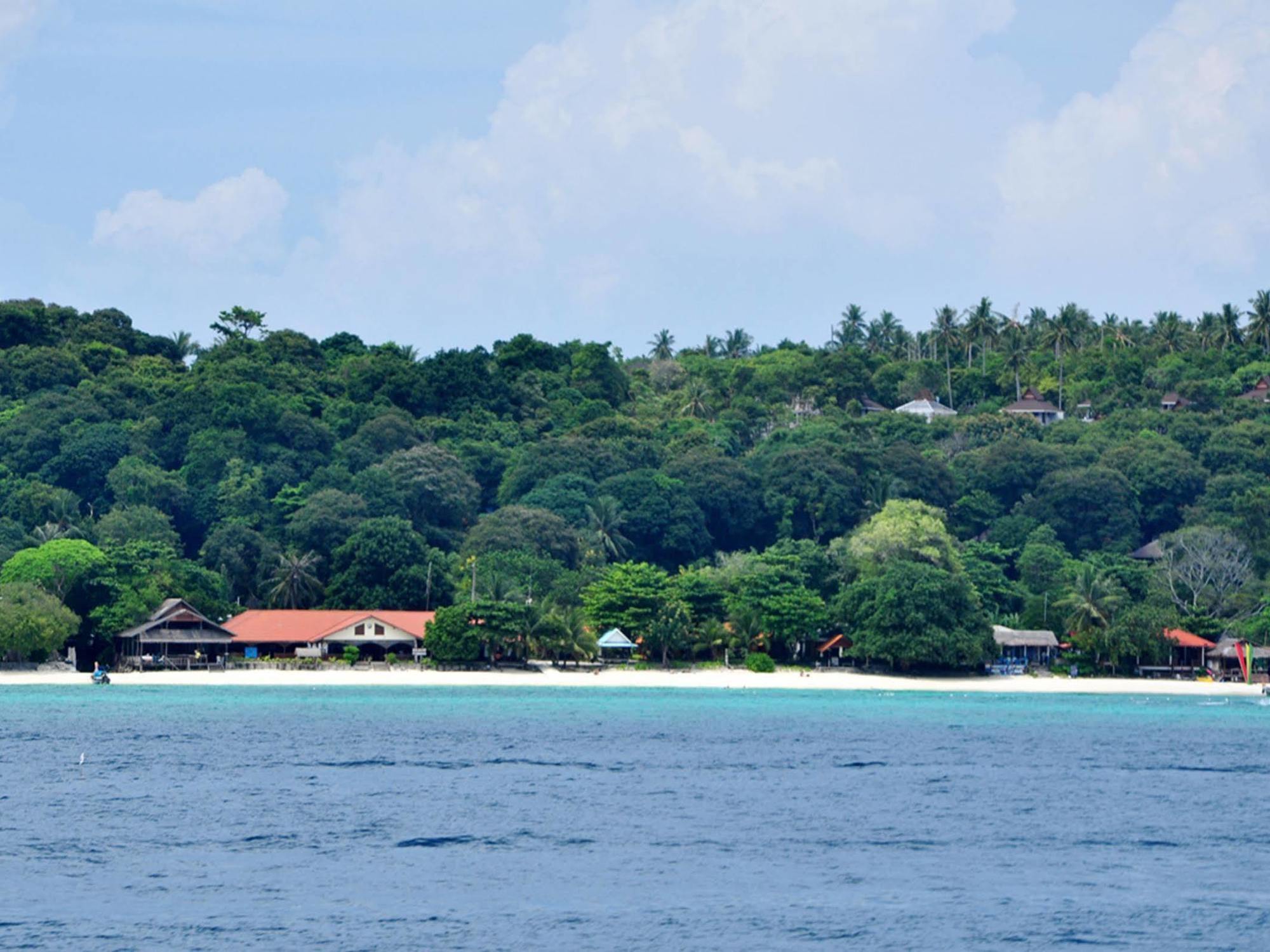 Phi Phi Long Beach Resort & Villa Exterior photo
