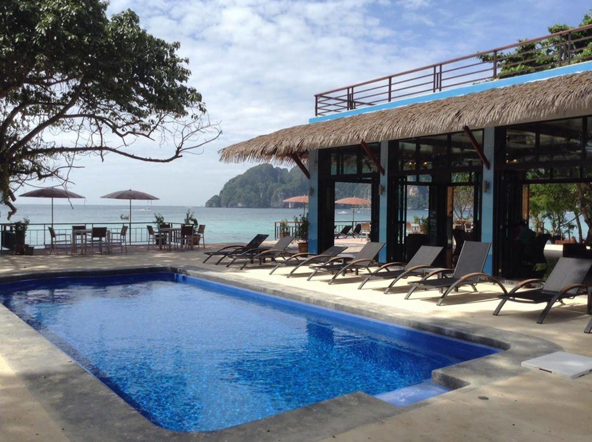 Phi Phi Long Beach Resort & Villa Exterior photo