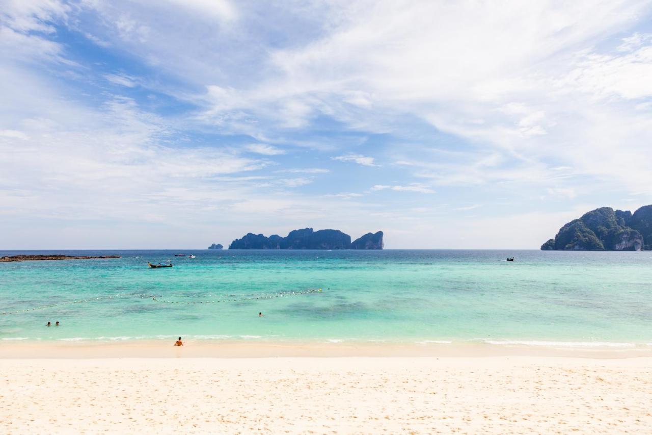 Phi Phi Long Beach Resort & Villa Exterior photo