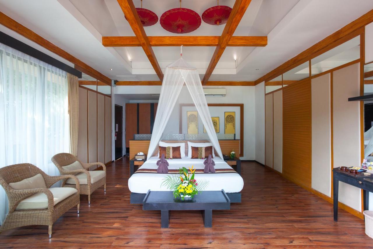 Phi Phi Long Beach Resort & Villa Exterior photo
